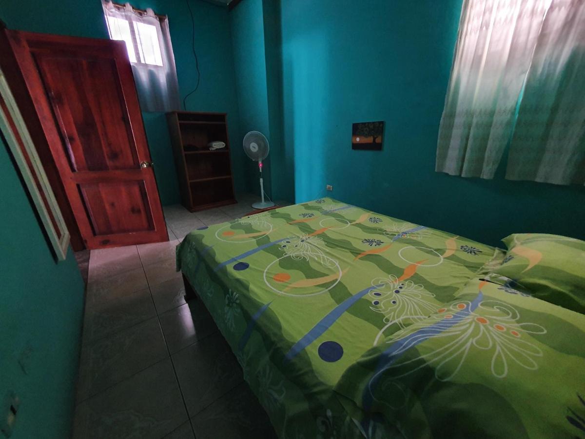 Departamento Familiar En Santa Cruz Apartment Puerto Ayora  Exterior photo